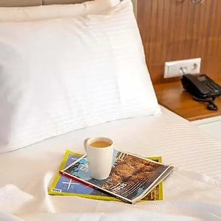 Marvelous Hotel *